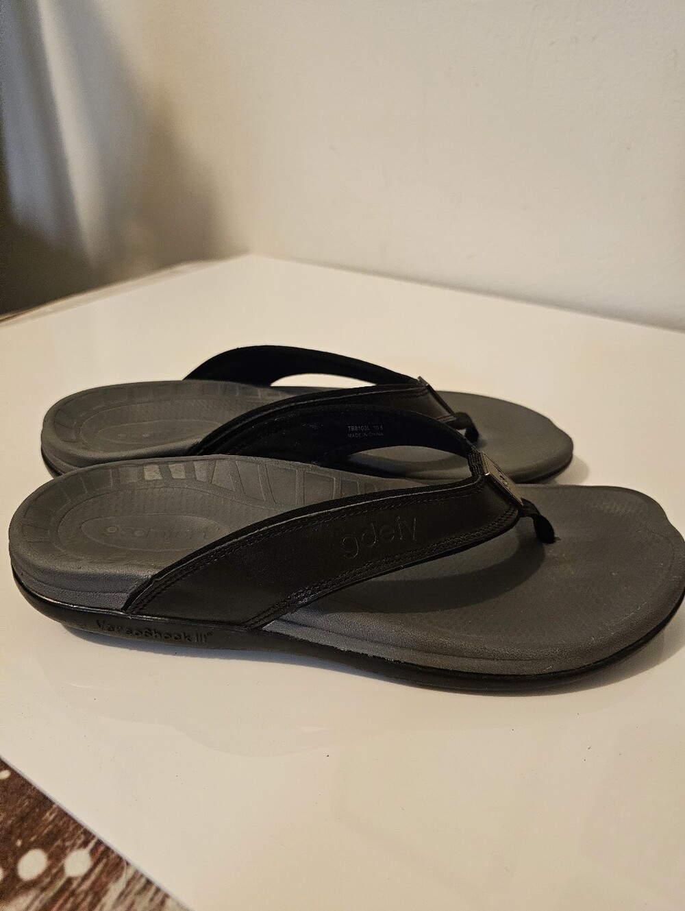 Gravity Defyer Men's Sandals with Arch Support Great for Plantar Fasciitis 10.5